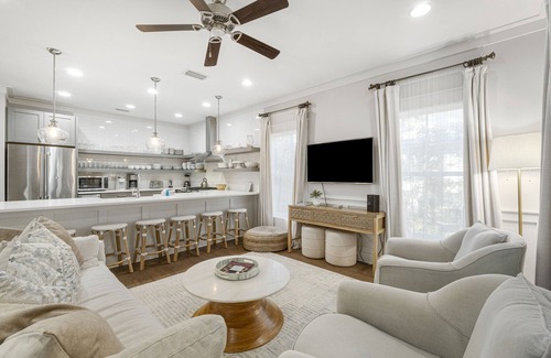 Seacrest Condo | Magnolia Cottages by the Sea by Panhandle Getaways