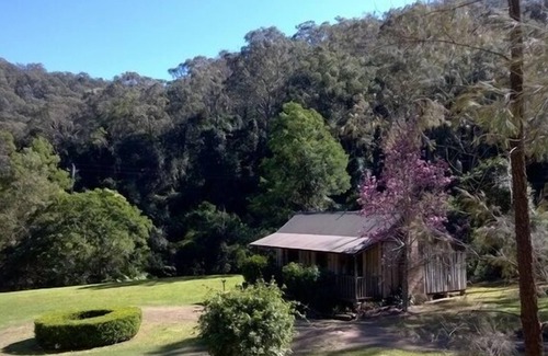 Grose Vale Cabin | Magnolia Cottage @ Hidden Valley Retreat Cottages