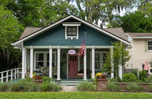 Uptown Apartment | Magnolia Court Suites