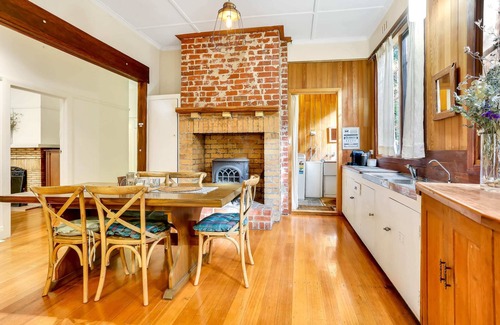 Olinda Apartment | Magnolia Gardens - 2 Perrins Creek Rd Olinda