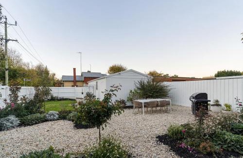 Ballarat House | Magnolia Haven - Victorian Charm in Ballarat Central