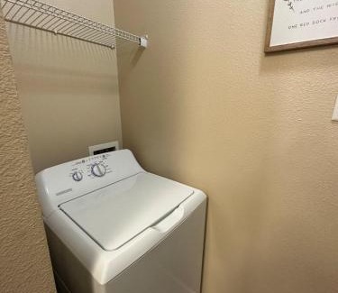 Tupelo Apartment | Magnolia Hideaway 1BD-1BA - Gym, Pool, BBQ Grill