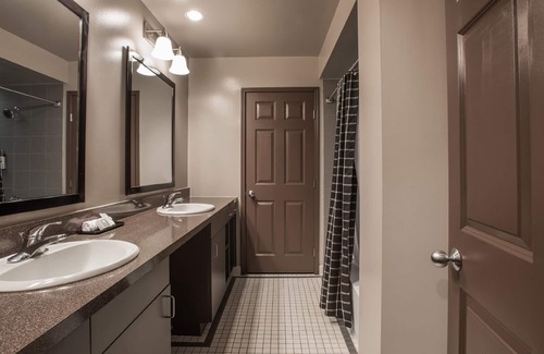 Downtown Dallas Hotel | Magnolia Hotel Dallas Downtown