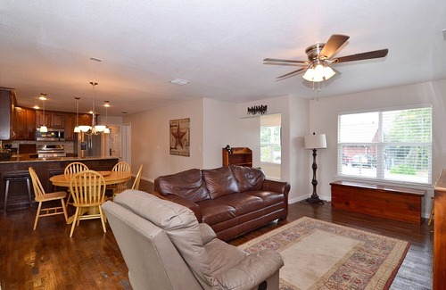 Allen House | Magnolia House - Furnished Monthly Rental in Allen, TX!