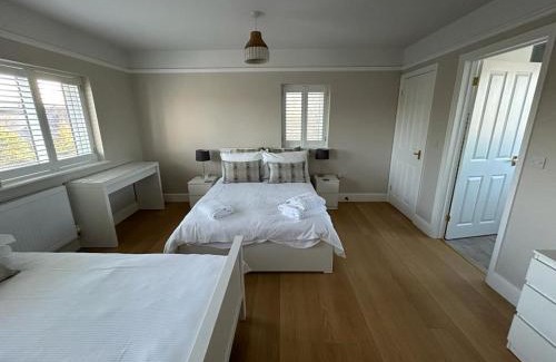 Royston Bed & Breakfast | Magnolia House