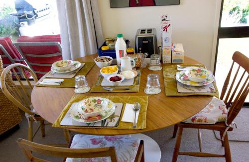 Blenheim Bed & Breakfast | Magnolia House