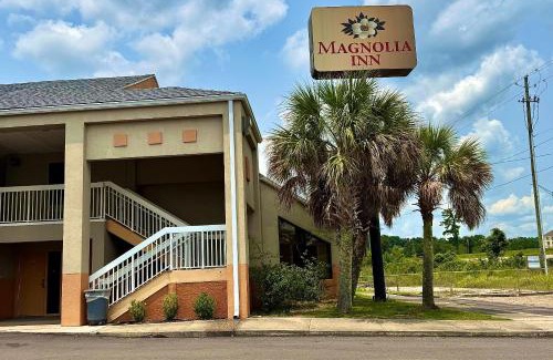 Hattiesburg Hotel | Magnolia Inn Townhouse Hattiesburg MS I-59