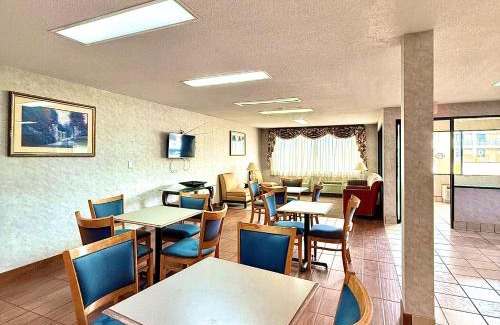 Hattiesburg Hotel | Magnolia Inn Townhouse Hattiesburg MS I-59