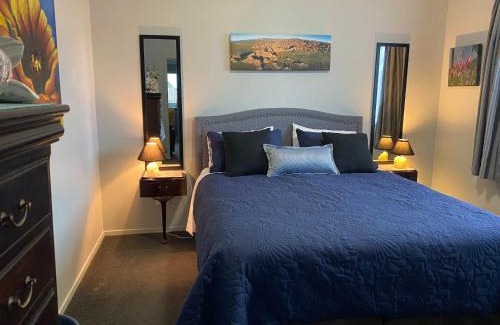 Ohangai Apartment | Magnolia Lane 2 bdrm, 4 bed, Guest House