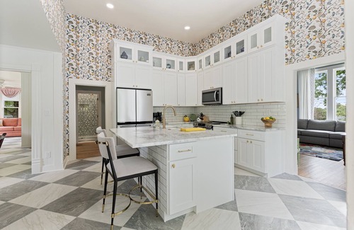 Murfreesboro House | Magnolia Manor~Hot Tub~Fire Pit~Sleeps 16~GameRoom