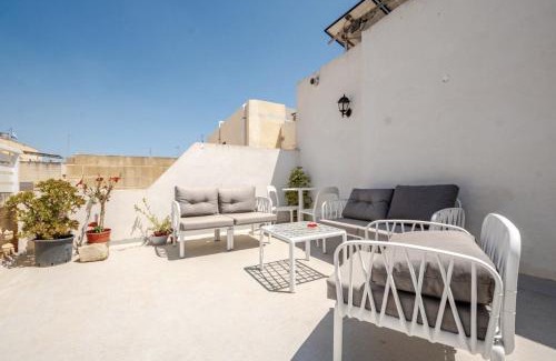 Rabat House | Magnolia