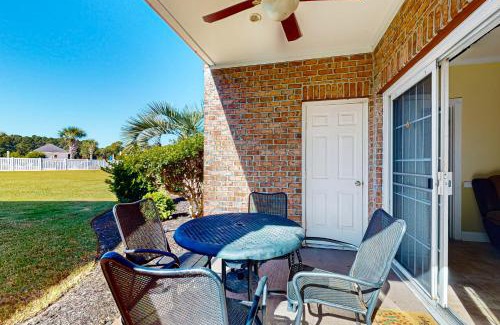 Central Myrtle Beach Apartment | Magnolia North 102