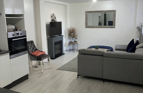 Livry-Gargan Apartment | Magnolia Spa