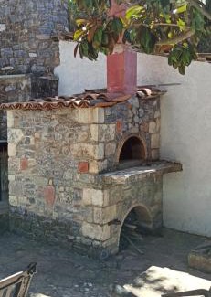 Vamvakou House | Magnolia Traditional Stone House in Vamvakou