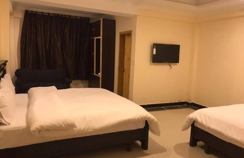 Azad Kashmir Hotel | Magnum Hotel and Restaurant