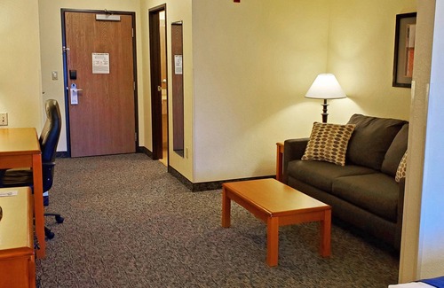 Manitou Springs Hotel | Magnuson Grand Pikes Peak