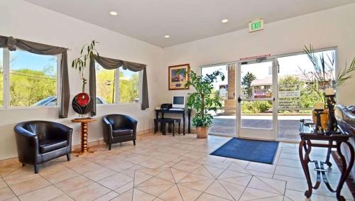 Manitou Springs Hotel | Magnuson Hotel Manitou Springs