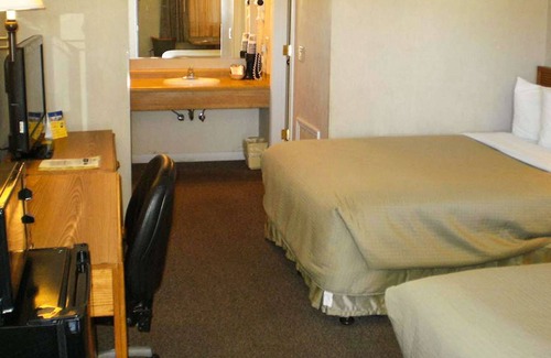 Ely Hotel | Magnuson Hotel Park Vue