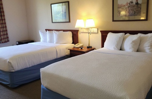 Malone Hotel | Magnuson Hotel West Liberty