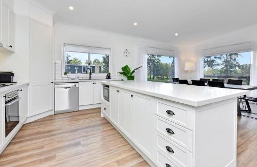 North Rothbury House | Magpie Three- Two for Joy Estate. 2.5 Bathrooms sleeping 6
