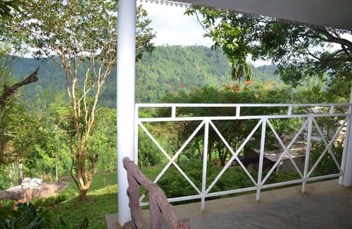 Pasgoda House | Mahahenyaya Estate Bangalow - EcoAgri Wellness