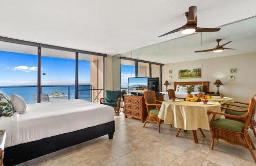 Honokowai Apartment | Mahana 713 · MA 713 Luxury OceanFront Studio