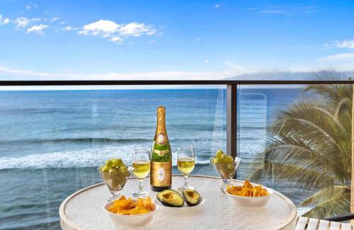 Honokowai Apartment | Mahana 713 · MA 713 Luxury OceanFront Studio