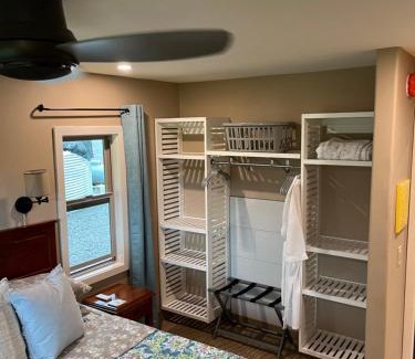 Hakalau Hotel | Mahana House Country Inn