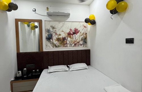 Siliguri Cabin | Mahaveer Lodge