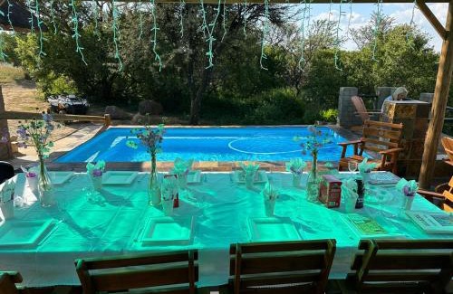 Maanhaarand Cabin | Mahikeng Lodge