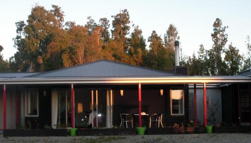 Hokitika Bed & Breakfast | Mahinapua Retreat B&B