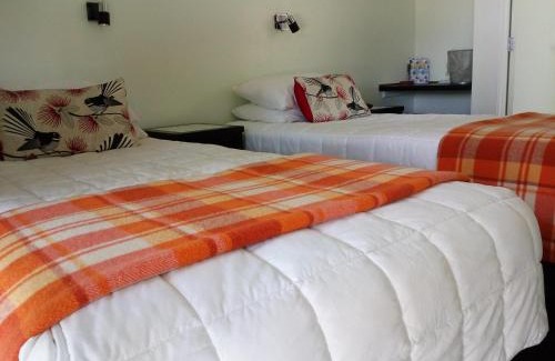 Hokitika Bed & Breakfast | Mahinapua Retreat B&B