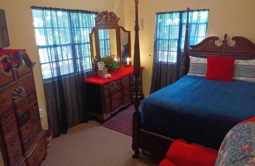 Estate Strawberry Hill House | Mahogany Getaway - Herbal Healing US Virgin Islands
