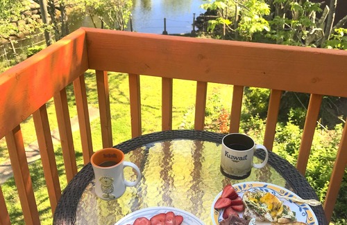 Mahone Bay Apartment | Mahone Bay Town Center 2 Bedroom Apt. - Steps to Everything - Vacation Oasis