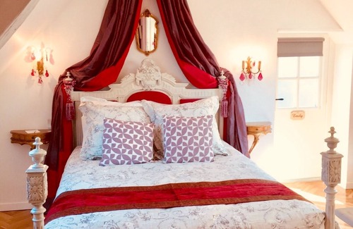 Elincourt-Sainte-Marguerite Bed & Breakfast | Maison Elincourt B&B/Bed and Breakfast and Spa, 3 bedrooms for 6 to 8 people + breakfast + Spa