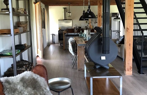 Saint-Etienne-de-Villereal House | Maisons Les Ormes - lovely holiday home, spacious grounds, swimming pool