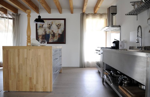 Saint-Etienne-de-Villereal House | Maisons Les Ormes - lovely holiday home, spacious grounds, swimming pool