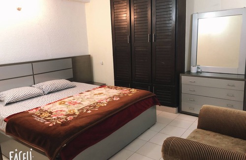 E-11 Sector Bed & Breakfast | Maidi Backpacker