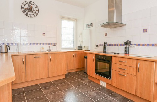 Pittenweem House | MAIMIE’S HARBOURVIEW, pet friendly in Pittenweem