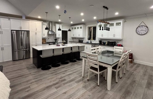 Terra Nova Ski Chalet | Main Chalet#1 Waterfront Sleeps 12 open concept Kitchen-Living area 2 1/2 bath