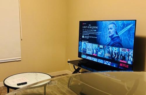 Mission District Apartment | Main Floor 1 Bedroom Suite with Parking