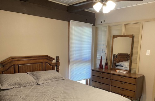 Clear Lake Condo | Main Floor Condo Fully Furnished with access to indoor pool/hot tub.