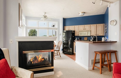Manistee Condo | Main Floor, Easy Access Water View Condo