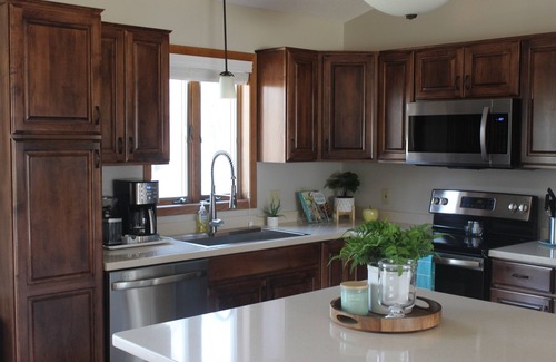 Rochester House | Main Floor Living ~Updated 2021~5 Minutes From Mayo
