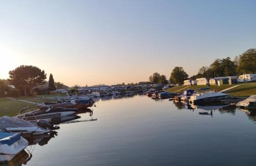 Bischberg Boat Rental | Main Hausboot Lore in der Marina Trosdorf bei Bamberg