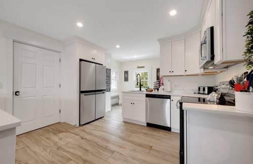 Wolfeboro House | Main House - 3 Story 5 Bed/3 Bath - Wolfeboro