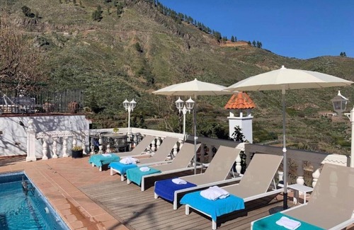 Las Lagunetas Apartment | Main House 'El Estanco 14' (The Tobacconist 14)