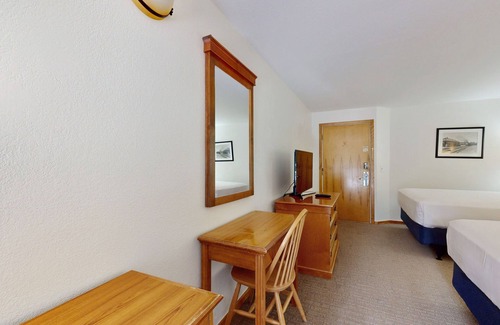 West End Cabin | Main St. studio - pool & hot tub - walk to lifts, dog-friendly, private balcony