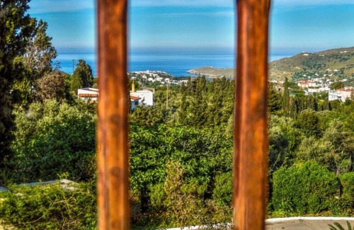 Andros House | Mainades Maisonettes. Splendid view. Green landscape. 2-floor houses.