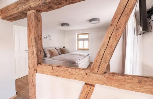Margetshoechheim House | maindrei - schlafen am fluss